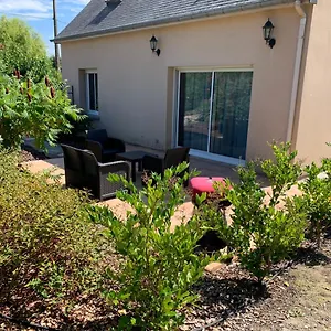 Magnifique Bas De Maison Deux Situé Prés Des Plages Et Du Golf Hébergement de vacances Saint-Briac-sur-Mer